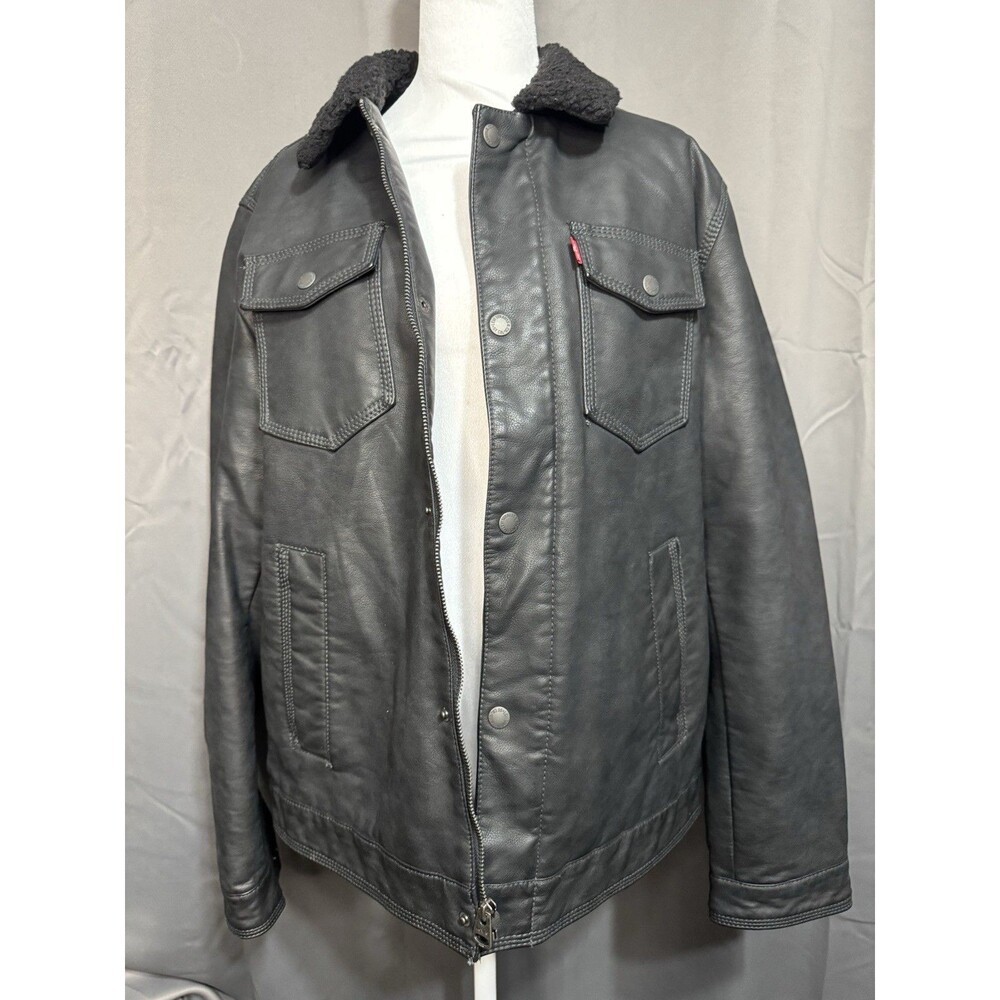 Levi’s Faux Leather Sherpa Lined Trucker Jacket Black Button Front Men’s Medium